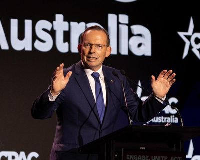 Tony Abbott to step down from Advance role when elected Liberal party federal president