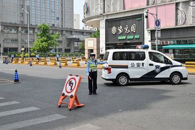 Minibus crash on highway in central China kills 13 people