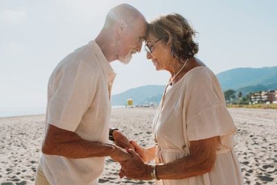 10 Habits Many Wives Over 50 Have That Make Their Husbands Lose Interest