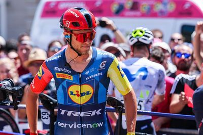'I have to say sorry' - Jonathan Milan apologises to Lidl-Trek teammates after missing out in Giro d'Italia sprint in Pieve di Soligo