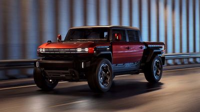 GMC’s New Hummer X Mid-Size EV Truck Concept Has Stackable Screens