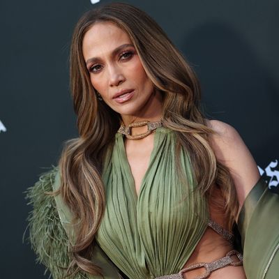 Jennifer Lopez's "Cinnamon Bronze" Nails Look Just as Luxurious as They Sound