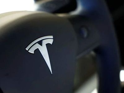 Tesla launches 2026 Model Y Premium in India at Rs 50.89 lakh with upgraded features