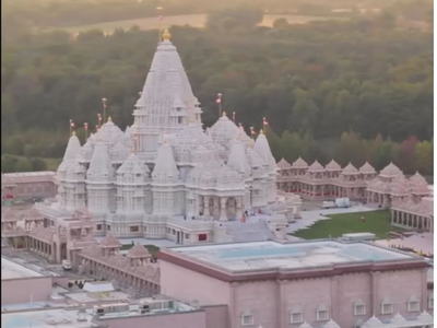 This temple is the largest Hindu temple in New Jersey, and also the largest outside Asia