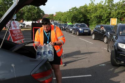 Thousands of homes in Kent still face water supply issues as demand soars in heatwave