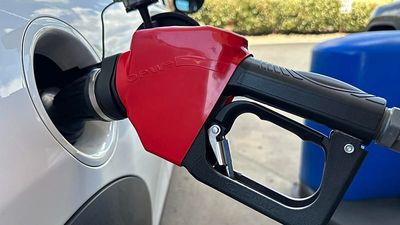 Fuel prices fall 12 cents a litre from Monday in Portugal