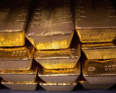 Former senior CIA official accused of stealing $40m in gold bars from agency