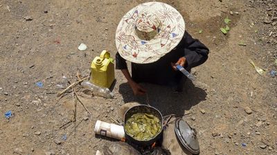 Yemen edges closer to collapse after a decade of war and neglect, UN warns