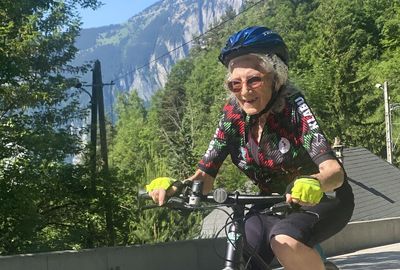 'My friends think I'm completely mad' – 84-year-old scales Alpe d'Huez for charity