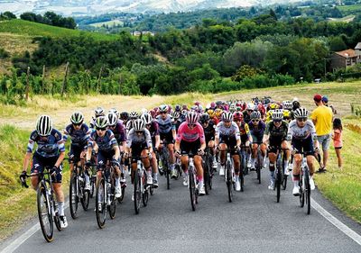 Who will win the Giro d'Italia Women?