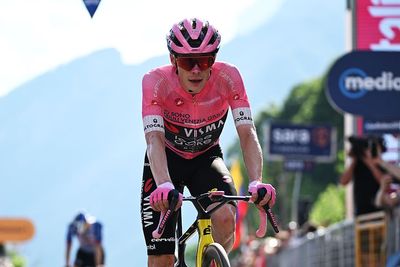 'It's a special day for our team' - Jonas Vingegaard celebrates Sepp Kuss' stage victory but remains focused for final Giro d'Italia mountain stage