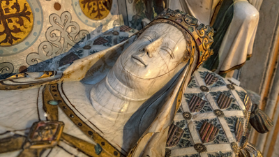Skeletal remains of Queen Elisenda, one of the most powerful rulers in medieval Europe, unearthed in Barcelona — along with several others who bore unexplained stab wounds