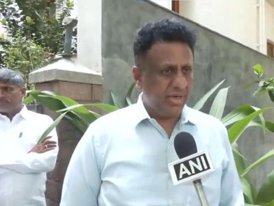 "No claimants to CM post, DK Shivakumar to take charge": Congress Leader M C Sudhakar amid Karnataka leadership transition