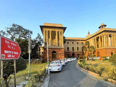Finance ministry flags inflation risks ahead of RBI policy as fuel prices, monsoon concerns mount
