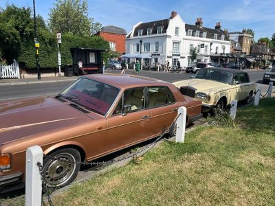 Rolls Royce row erupts in Dulwich Village as vintage car owner 'turns street into long-stay car park'