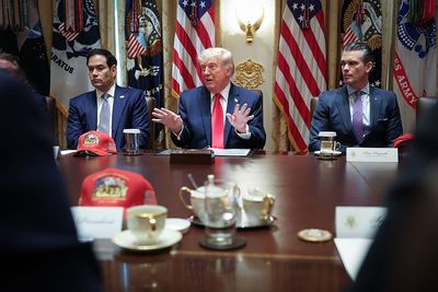 Trump's National Security Meet On Iran Provides No Clarity On 'Final Determination'