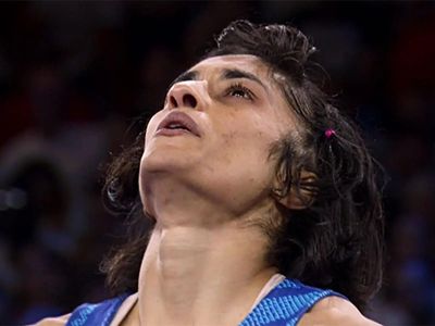 'Main wapas aaugi is mat pe': Vinesh Phogat vows comeback after loss in Asian Games 2026 qualification match