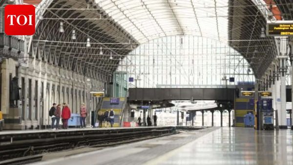 Heathrow travel chaos: UK’s busiest airport faces rail shutdown after burst pipe floods tracks
