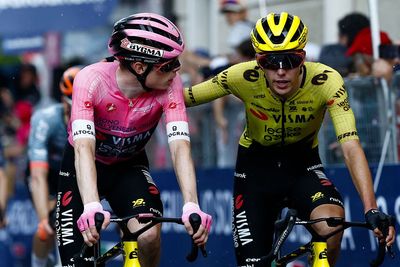'Saturday is the last day to go for the white jersey' – Davide Piganzoli hopes to complete Visma-Lease a Bike's Giro d'Italia domination on final mountain stage