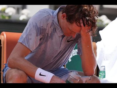 Jannik Sinner's French Open defeat was latest in series of issues with heat and cramps