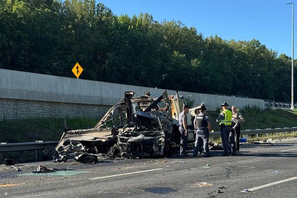 4 of 5 victims of Virginia bus crash were traveling to a family wedding, relative says