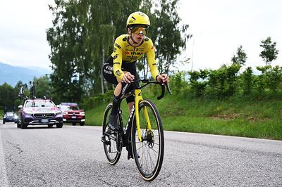 Giro d'Italia Women abandons – Visma-Lease a Bike lose one before queen stage