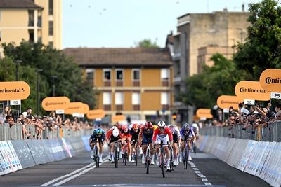 Giro d'Italia Women: Elisa Balsamo declared winner as Lorena Wiebes ejected from race for bike weight violation