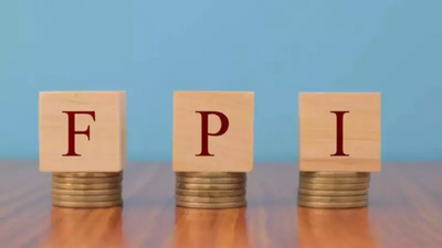 FPIs' outflow nears Rs 33,000 crore in May on weaker rupee