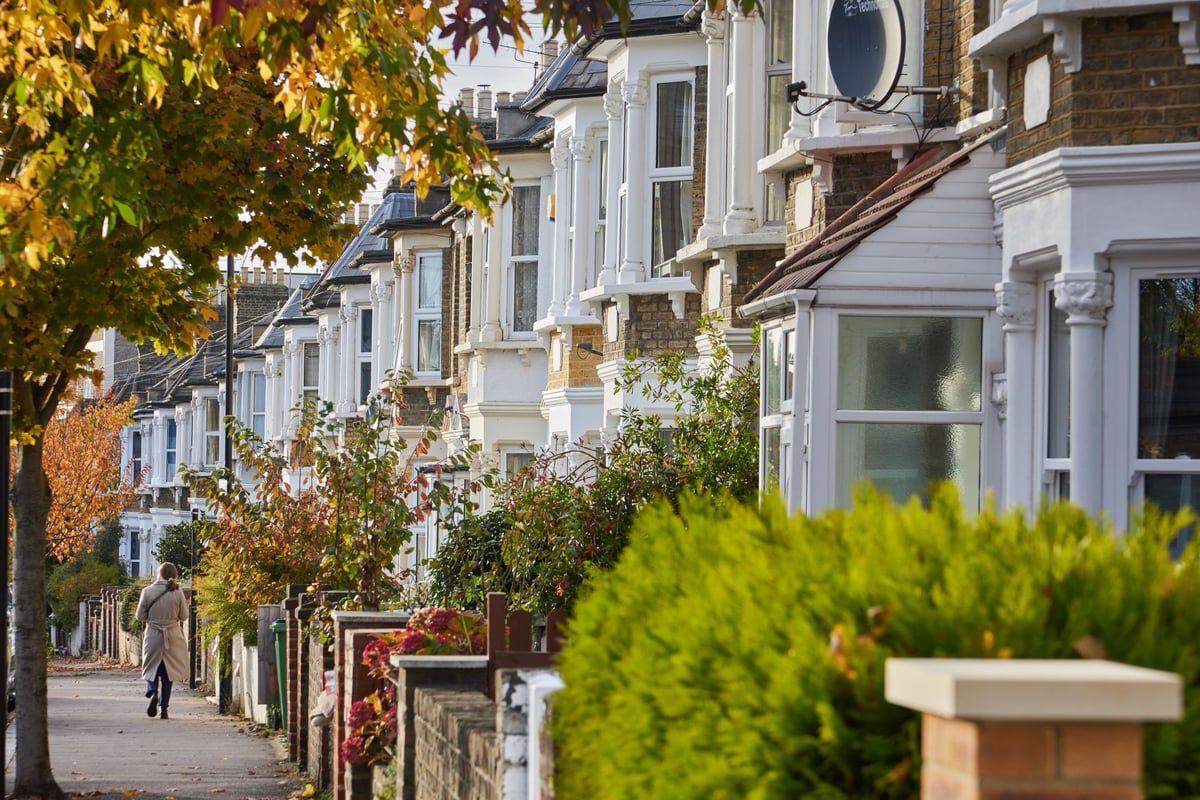 london-housing-crisis-new-streamlined-plans-to-boost