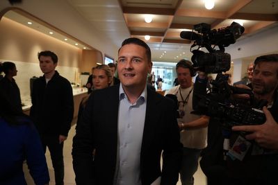 Minister rejects Streeting call to consider national insurance cut