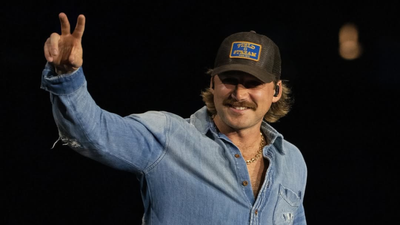 Morgan Wallen's Onstage Frustration Caught on Camera After Equipment Failure