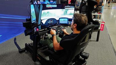 Haptics make racing games feel so real that I can't believe I was actually indoors using a PC and not on a racetrack
