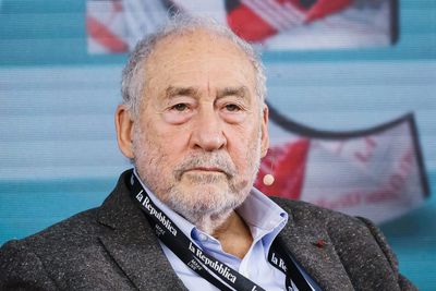 AI will make the 'tech bro' class even richer, Nobel laureate Joe Stiglitz says, just as it can take your job