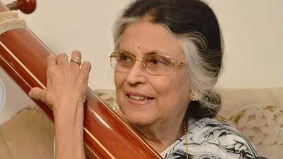 Singer Suman Kalyanpur dies at 89