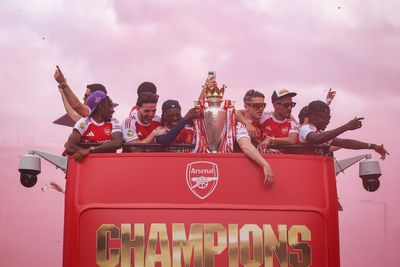 Arsenal parade sees 75 rescued from heights and 16 arrests