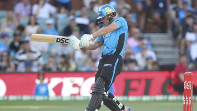 Lynn's century leads Aussie run rampage in T20 Blast