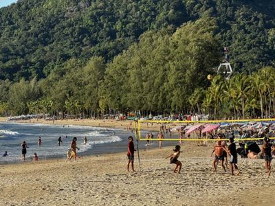 Holiday weekend revenue to top B258m