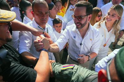 Colombia's Presidential Election Goes to a Runoff: De la Espriella Leads