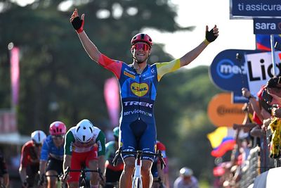 Giro d'Italia: Jonas Vingegaard completes Grand Tour collection as Jonathan Milan grabs a last-chance victory on stage 21