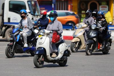 US, Vietnam pledge to avoid currency manipulation, boost transparency