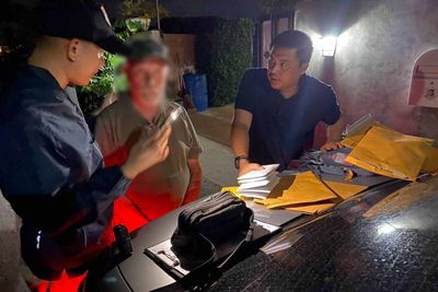 Elderly Canadian tutor arrested for alleged student rape