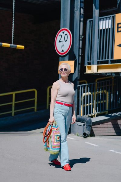 Stylish Outfits for Older Women: Age-Appropriate Fashion Tips That Feel Modern
