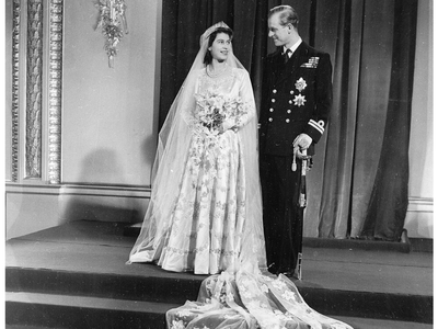 When Princess Elizabeth’s wedding dress used ration coupons, Britain sent her a touching gift she could not keep