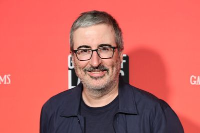 John Oliver roasts Trump’s Freedom 250 lineup amid mass artist withdrawals