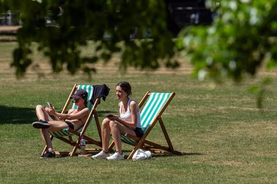 England records warmest spring since records began after 'exceptionally early' heatwave