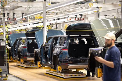 US Manufacturing Climbs To Four-Year High In May As Factory Demand Strengthens