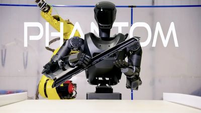 Trump-Linked Startup Plans to Put Humanoid Robots on Future Battlefields