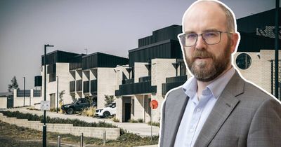 Canberra house prices drop for the first time in 12 months