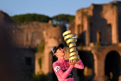 Sharp edges, the exuberance of youth, and 'burning race numbers' – the hits and misses of the Giro d'Italia 2026