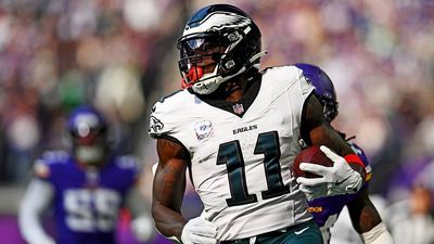 A.J. Brown Trade Grades: Patriots Land No. 1 Receiver in Blockbuster Deal With Eagles
